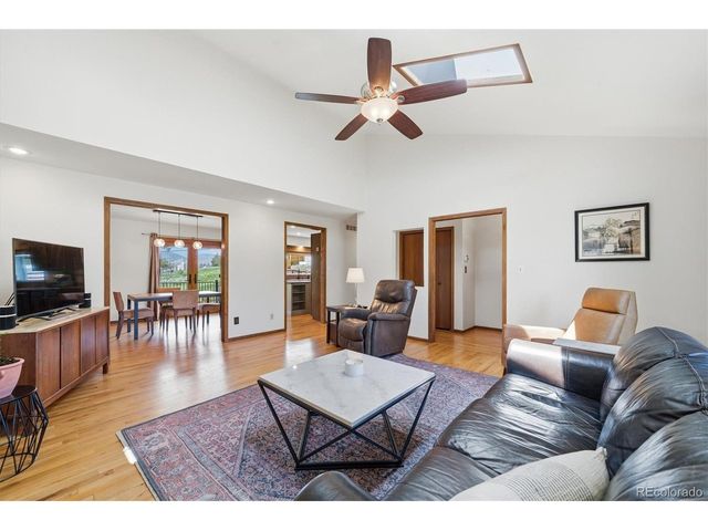 7731 S Estes St, Littleton, CO 80128