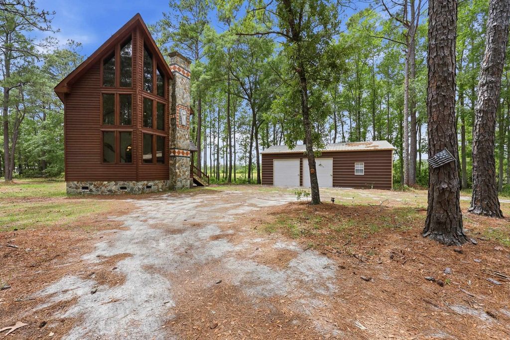 7930 South Island Rd., Georgetown, SC 29440