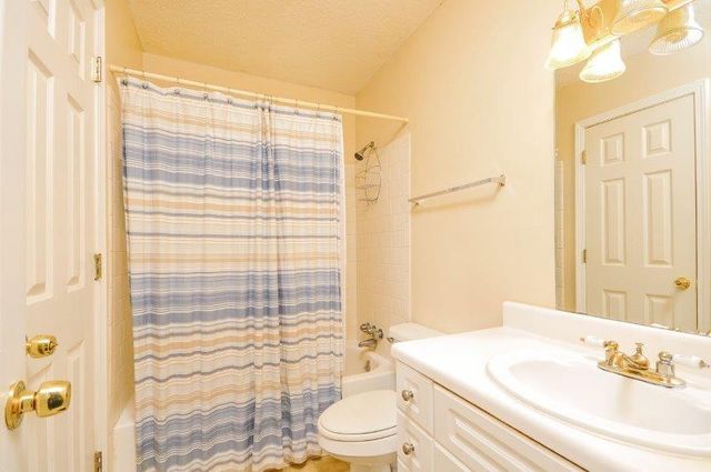 3595 Woodbriar Circle 1D, Tucker, GA 30084