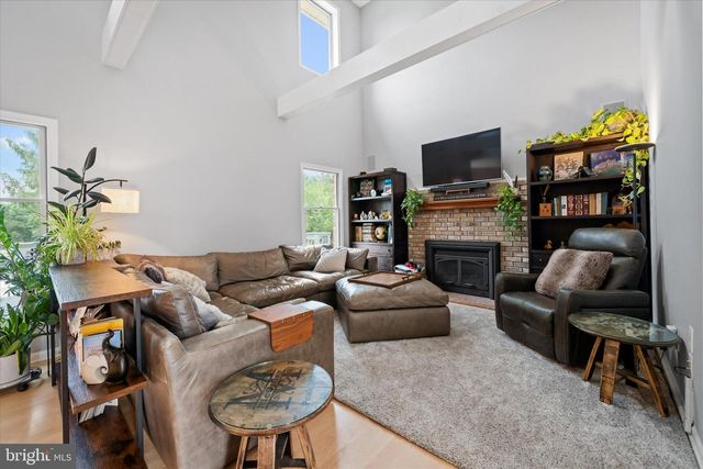 317 DETJEN DR, Hockessin, DE 19707