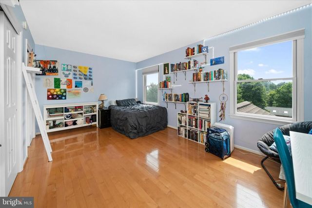 317 DETJEN DR, Hockessin, DE 19707