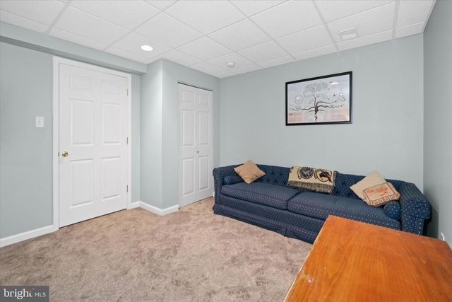 317 DETJEN DR, Hockessin, DE 19707