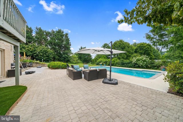 317 DETJEN DR, Hockessin, DE 19707