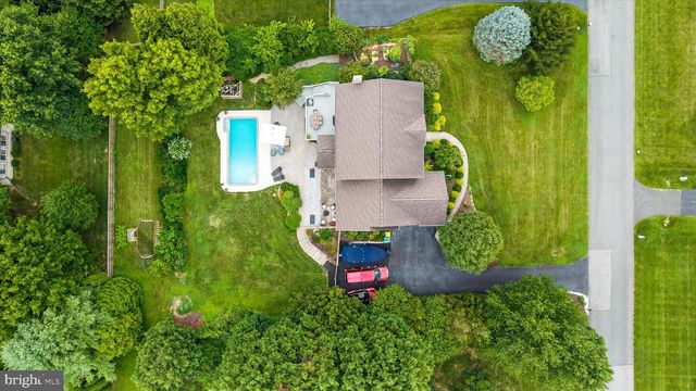 317 DETJEN DR, Hockessin, DE 19707