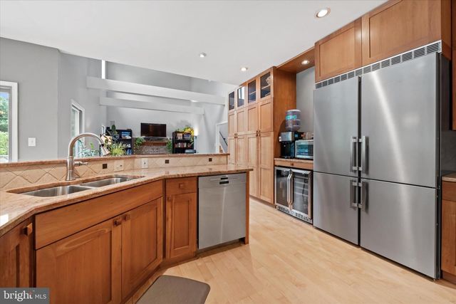 317 DETJEN DR, Hockessin, DE 19707