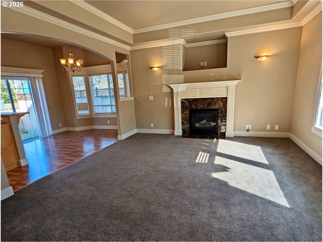 882 JACKIES Ln, Eugene, OR 97404