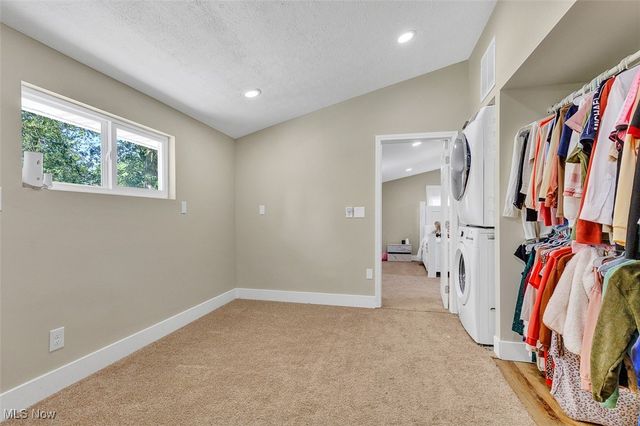 523 Purdue Avenue, Elyria, OH 44035