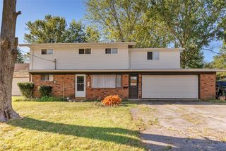 523 Purdue Avenue, Elyria, OH 44035