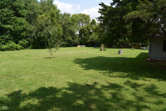 1667 S County Road 150 E, Danville, IN 46122