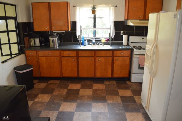 1667 S County Road 150 E, Danville, IN 46122