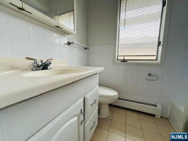 1385 15th Street 2nd FL, Fort Lee, NJ 07024