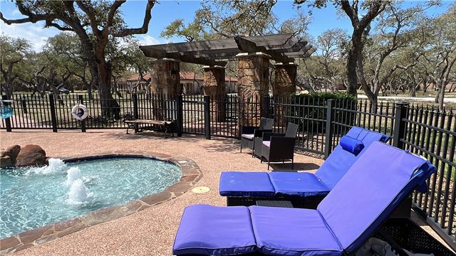 1117 Acorn Dr, Fulton, TX 78358