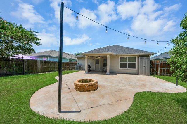 15922 Arapaho Bend Lane, Cypress, TX 77429