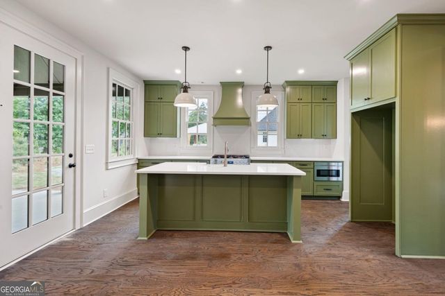 1818 Maple Street, Carrollton, GA 30117