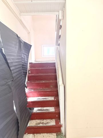 8352 S Phillips Avenue, Chicago, IL 60617