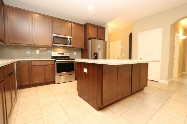 4221 S 247TH Drive, Buckeye, AZ 85326