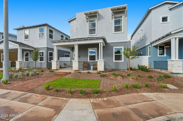 125 W WILLO Court, Phoenix, AZ 85003