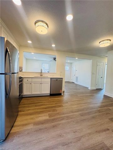 3760 Larkin ST, Norfolk, VA 23513