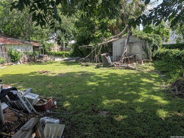 914 E GRAYSON ST, San Antonio, TX 78208