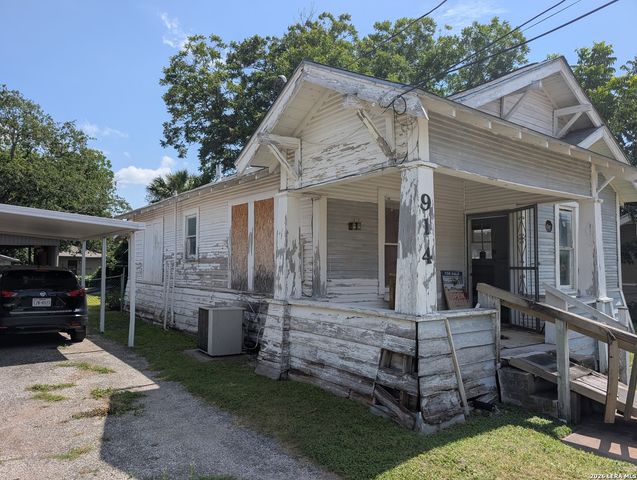 914 E GRAYSON ST, San Antonio, TX 78208