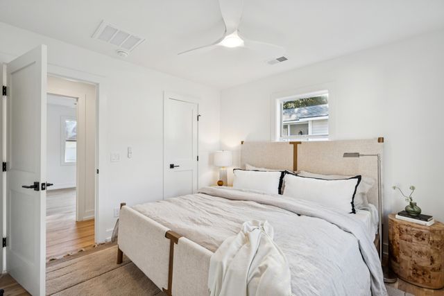 679 Kent Street, Mount Pleasant, SC 29464