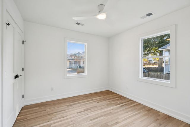 679 Kent Street, Mount Pleasant, SC 29464