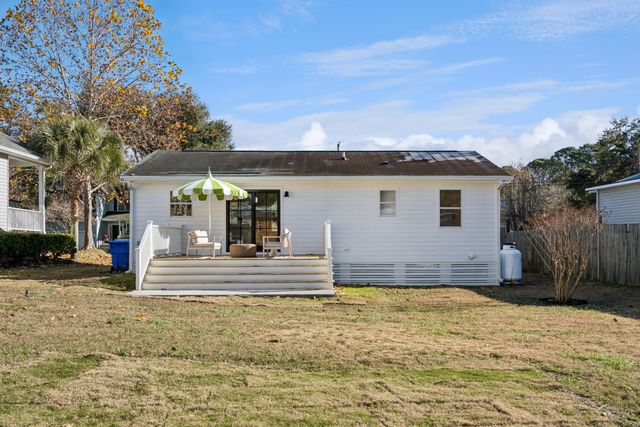 679 Kent Street, Mount Pleasant, SC 29464