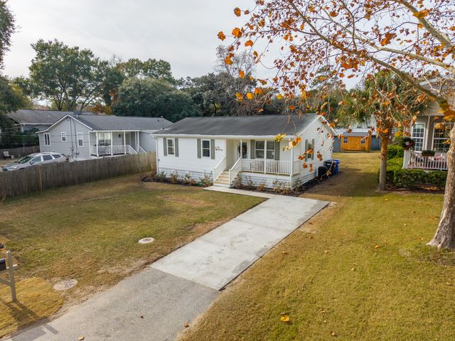 679 Kent Street, Mount Pleasant, SC 29464