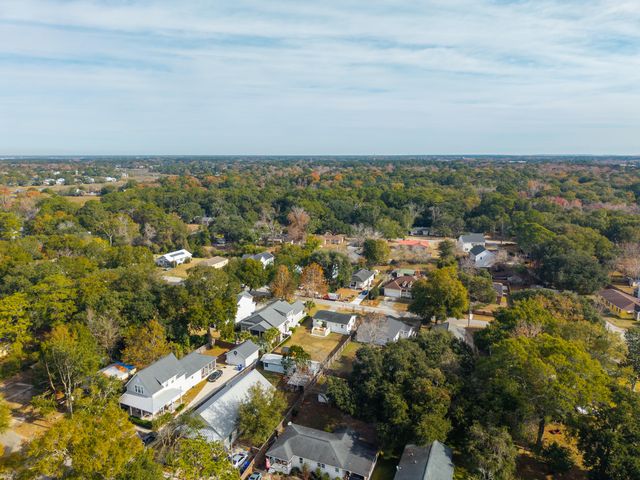 679 Kent Street, Mount Pleasant, SC 29464