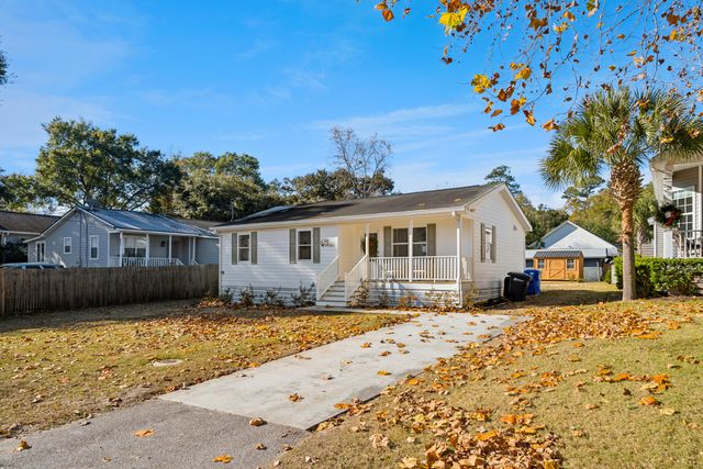 679 Kent Street, Mount Pleasant, SC 29464