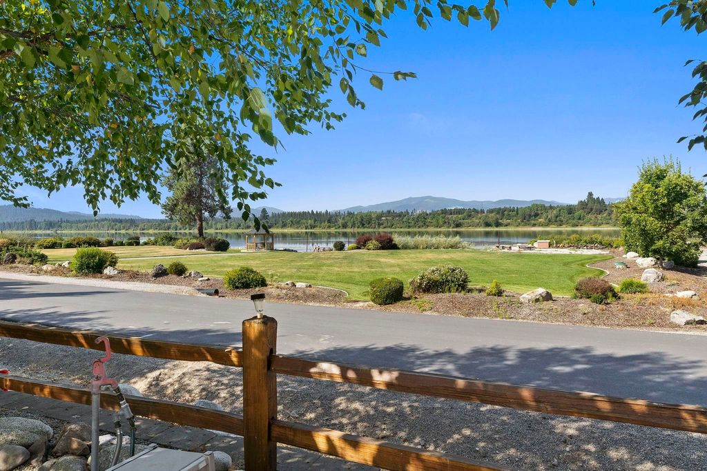 91 Pathfinder Ln, Usk, WA 99180