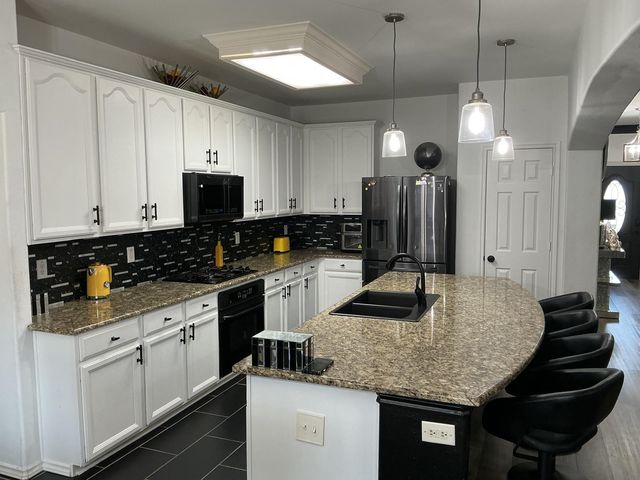 710 Boone Trail, Mansfield, TX 76063