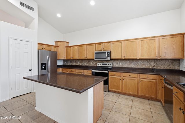 12801 W LISBON Lane, El Mirage, AZ 85335