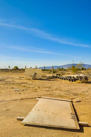 6982 South Street, Phelan, CA 92371