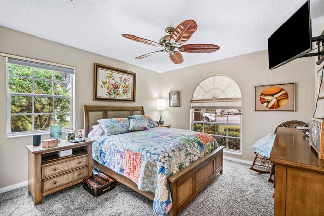 7550 Diamond Pointe Circle N, Delray Beach, FL 33446