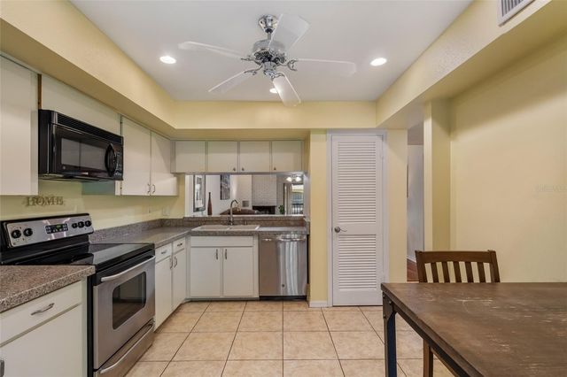 1055 KENSINGTON PARK DRIVE 317, Altamonte Springs, FL 32714
