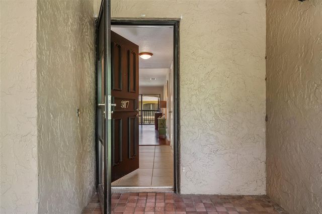 1055 KENSINGTON PARK DRIVE 317, Altamonte Springs, FL 32714