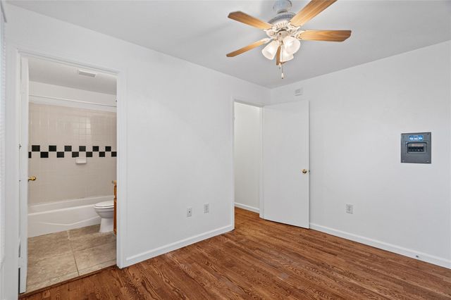 1307 Concho ST A, Austin, TX 78702