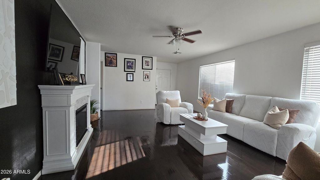 4134 W CACTUS WREN Drive, Phoenix, AZ 85051