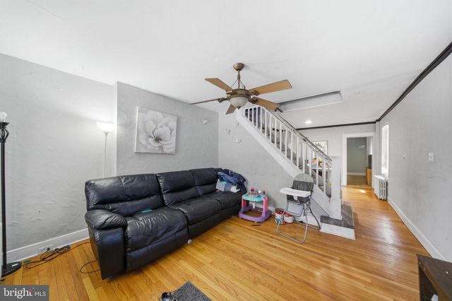 241 CHESTNUT ST, Norristown, PA 19401