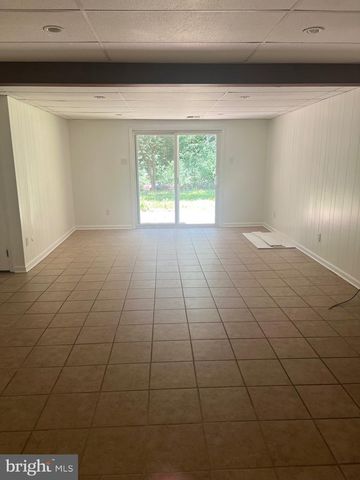 14117 BEVERLY DR, Hughesville, MD 20637