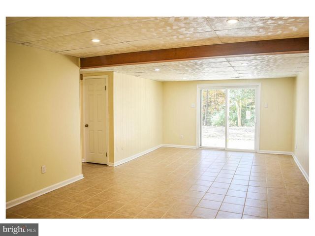14117 BEVERLY DR, Hughesville, MD 20637