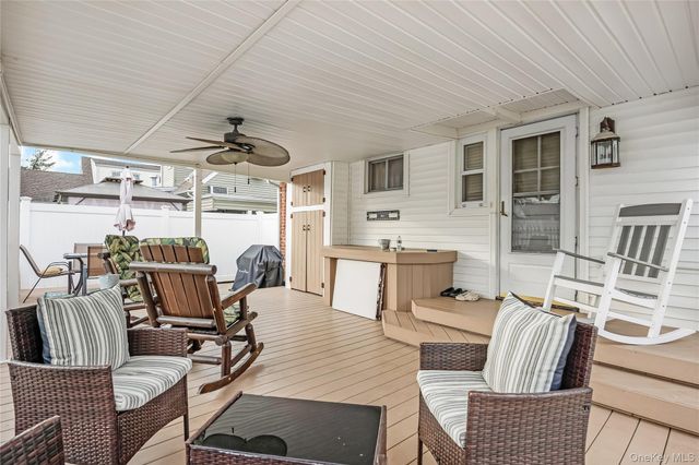 75 N Sloan Drive N, Valley Stream, NY 11580