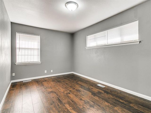 8420 N Harvey Place, Oklahoma City, OK 73114