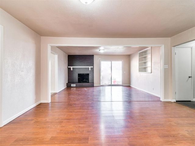 8420 N Harvey Place, Oklahoma City, OK 73114