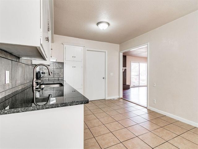 8420 N Harvey Place, Oklahoma City, OK 73114
