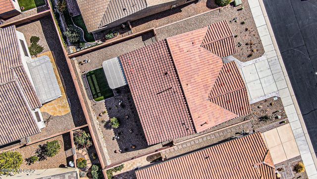 2536 W Dome Rock Drive, Green Valley, AZ 85622