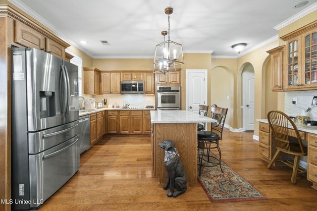 2830 S Manning Circle, Nesbit, MS 38651