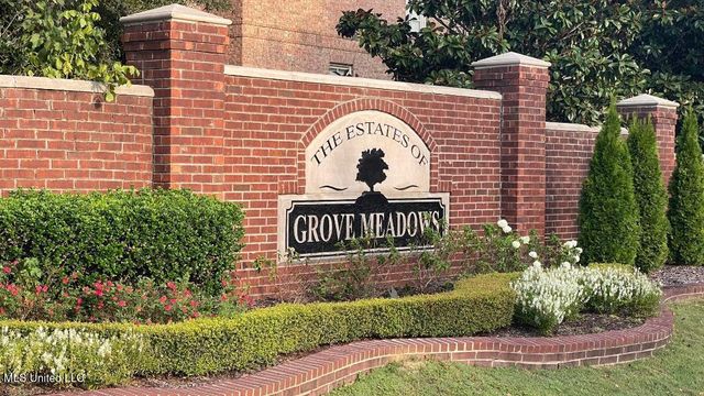 2830 S Manning Circle, Nesbit, MS 38651