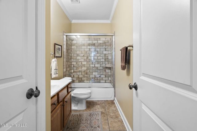 2830 S Manning Circle, Nesbit, MS 38651